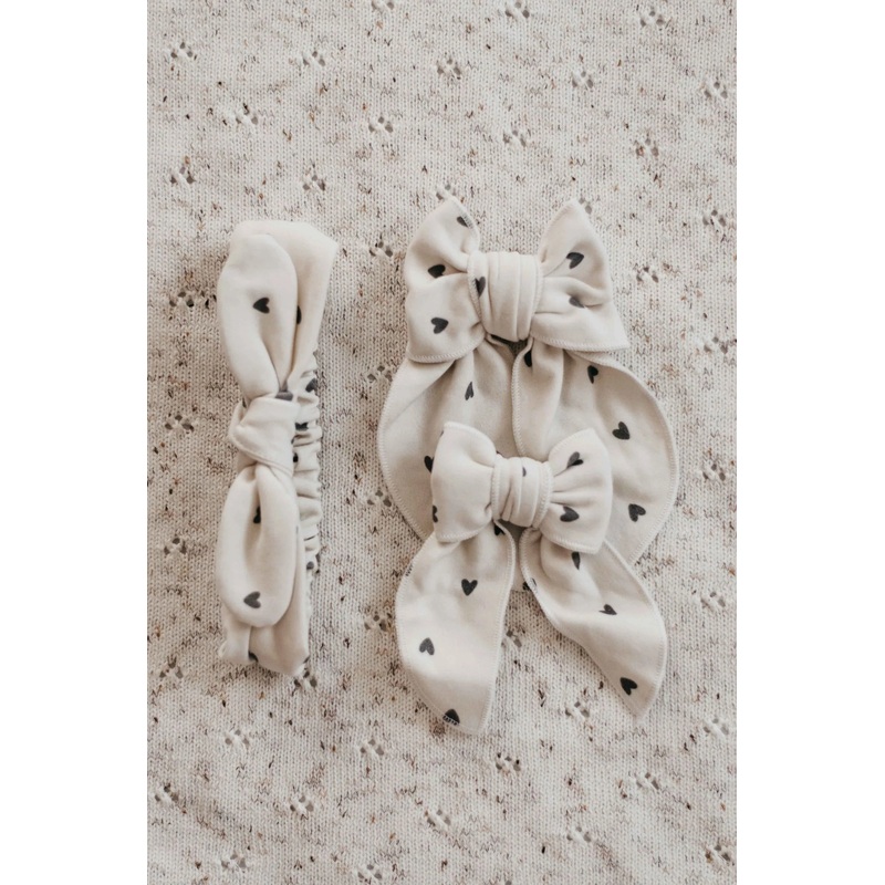 Bencer & Hazelnut – Bows | Hearts