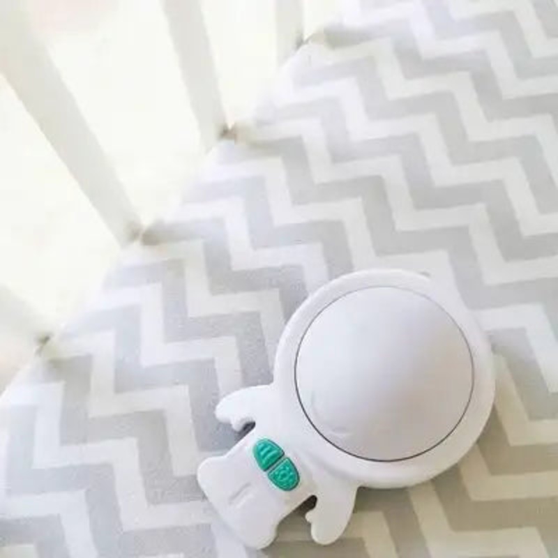 Zed the Vibration Sleep Soother and Nightlight by Rockit