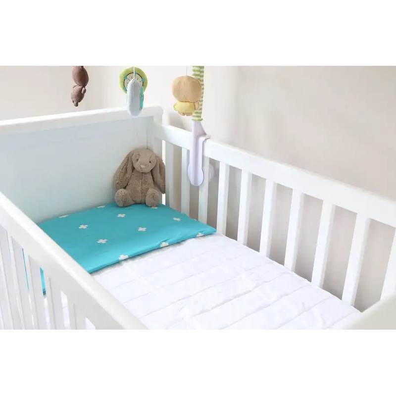 Brolly Sheets Mattress Protector for Cot – Fitted & Quilted – WHITE