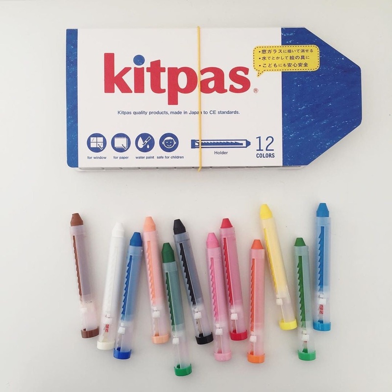 Large Crayons in Holder by Kitpas (12 Colours)