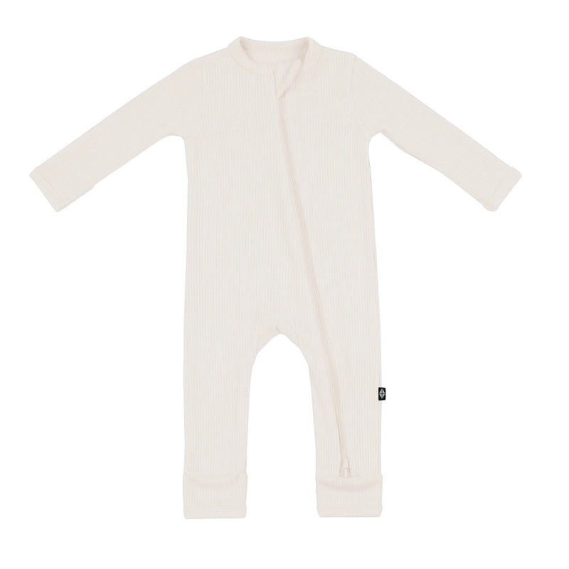 Kyte Baby Ribbed Zipper Romper (Oat)