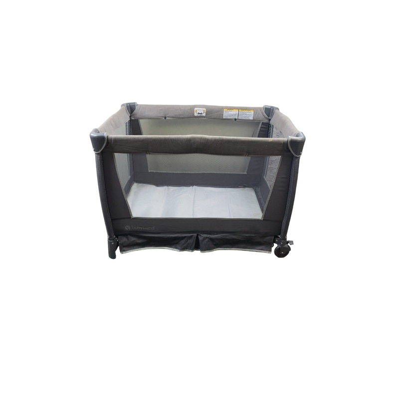 Baby Trend Retreat Nursery Center Playard, Robin