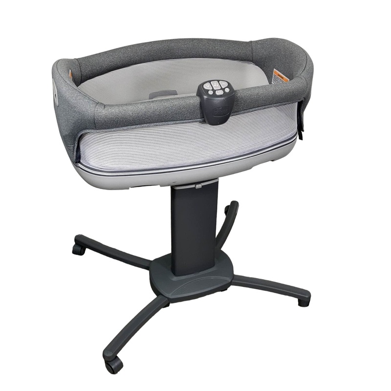 Chicco Close To You 3-in-1 Bedside Bassinet, Heather Grey