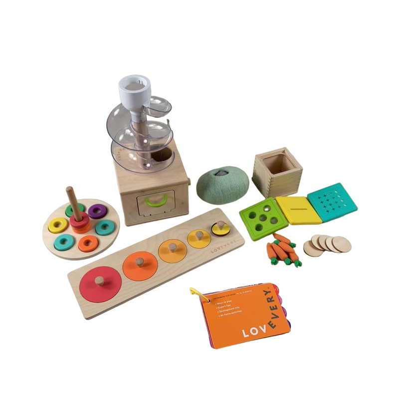 Lovevery The Babbler Play Kit