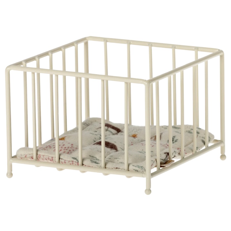 Maileg Playpen, My
