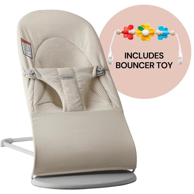 BabyBjrn Bouncer + Toy Bundle – Balance Soft (Tri-Fabric) Light Beige / Flying Friends