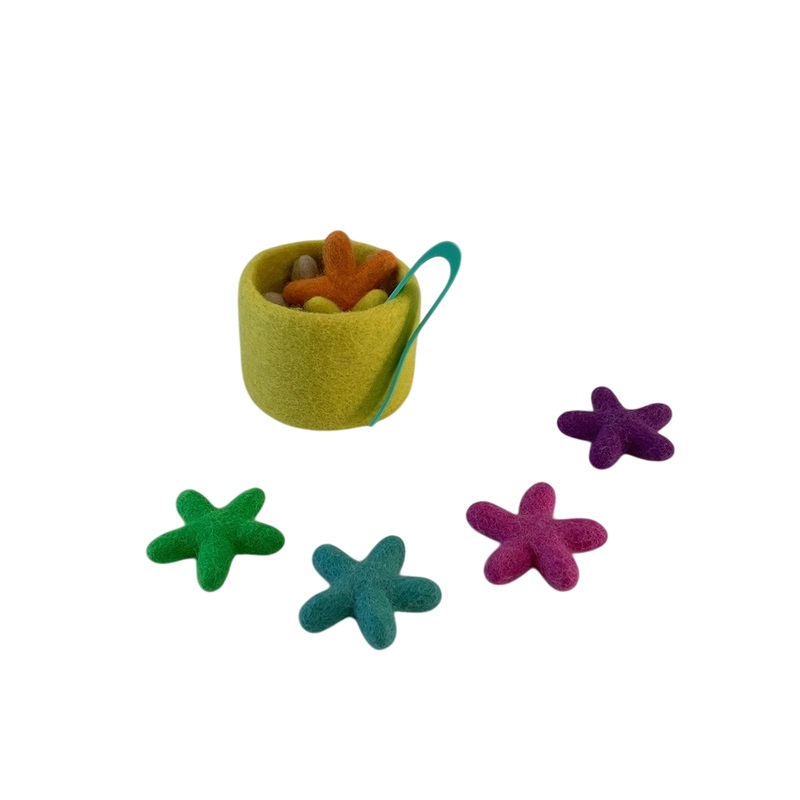 Lovevery Transfer Tweezers And Felt Stars