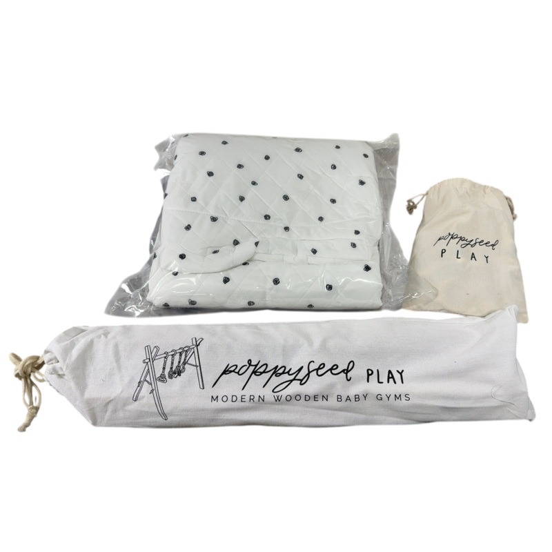 Poppyseed Play Play Gym Set, Black & White