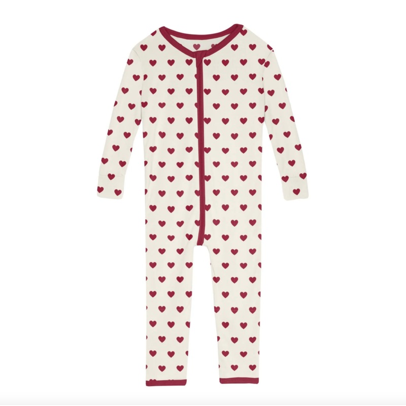 KICKEE PANTS PRINT SINGLE ZIPPER CONVERTIBLE SLEEPER – NATURAL HEARTS