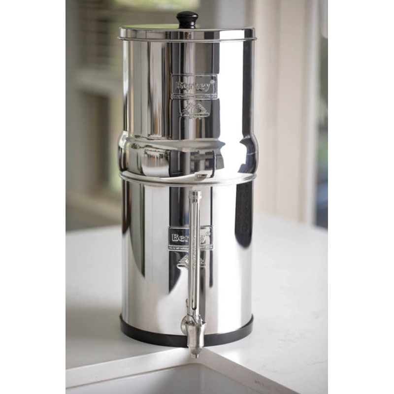 Big Berkey Water Filter System BUNDLE with NEW 7 Berkey Water View Spigot