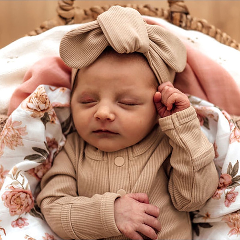 Pebble | Ribbed Topknot