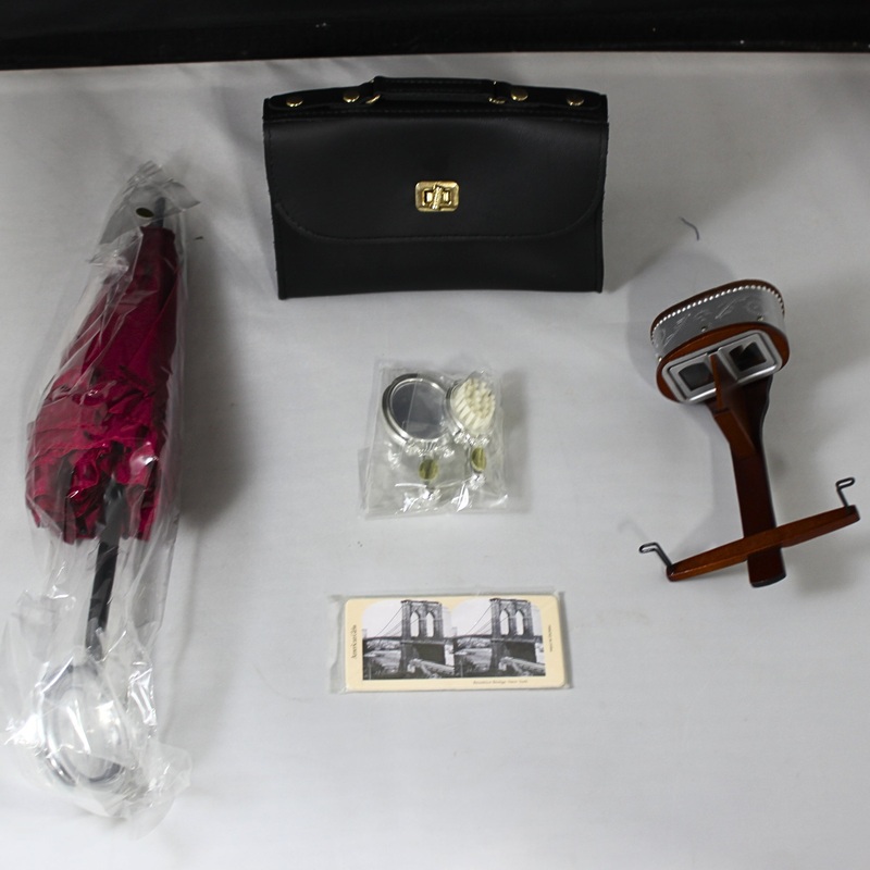 American Girl Samantha Travel Accessories & Victorian Valise