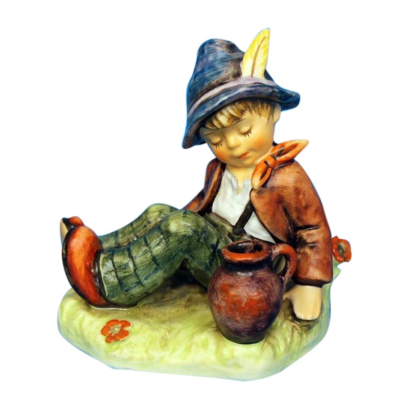 Hummel Figurine: Coffee Break – 409