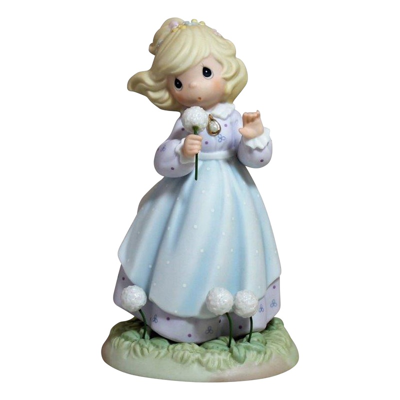 Precious Moments: 890731 Nearer To The Heart of God