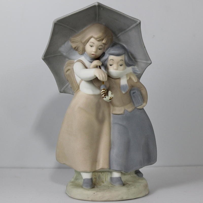 Zaphir It’s Raining Figurine