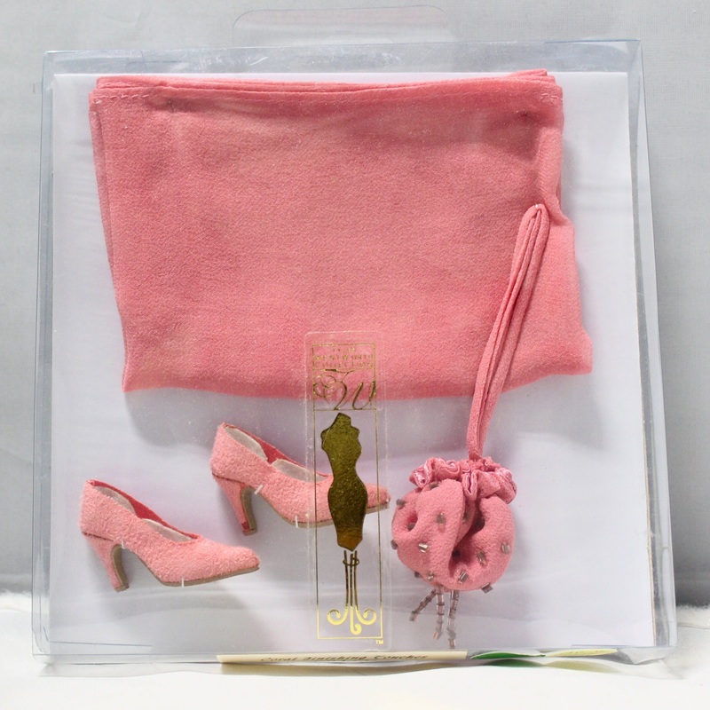 Tonner, Coral Finishing Touches