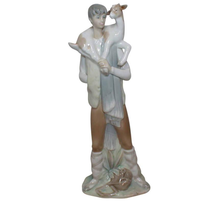 Lladr Figurine: 4506 Shepherd Boy w/ Goat