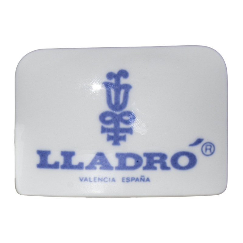 Lladr Figurine: 7116 Small Lladro Plaque