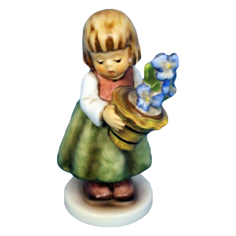 Hummel Figurine: Birthday Present – 341/3/0