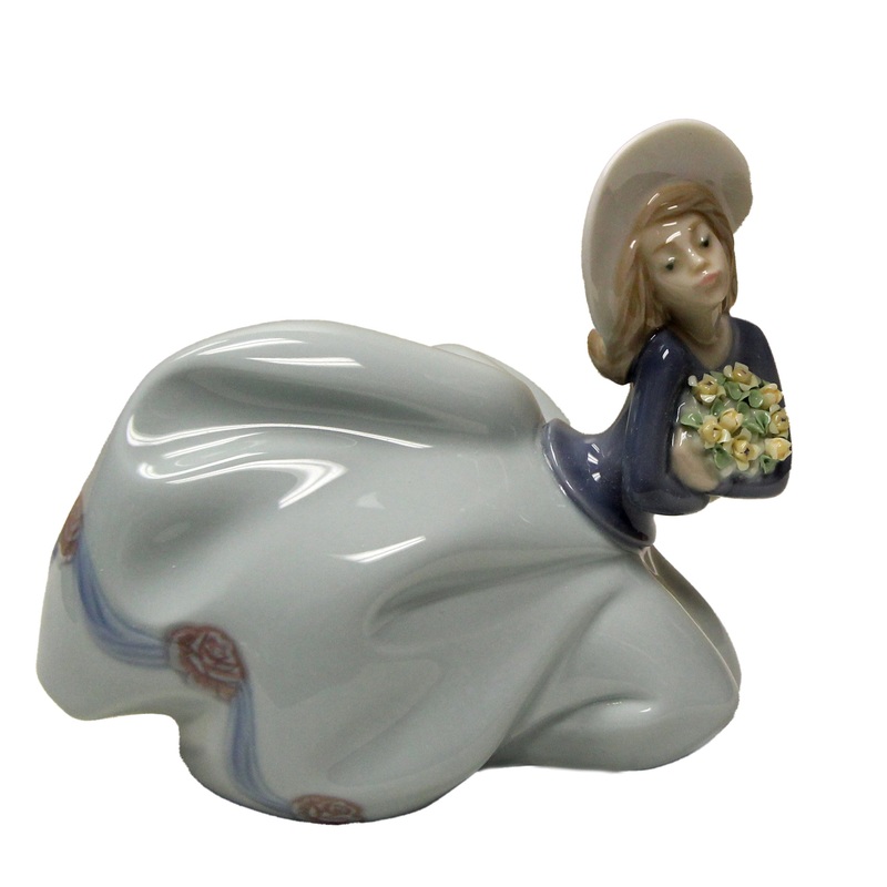 Lladr Figurine: 5591 Garden Treasures