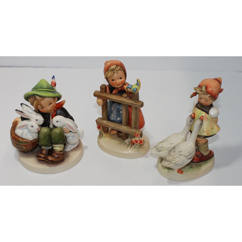 Hummel Figurine Lot Playmates, Signs of Spring, Goose Girl. Signs of Spring (1575 )