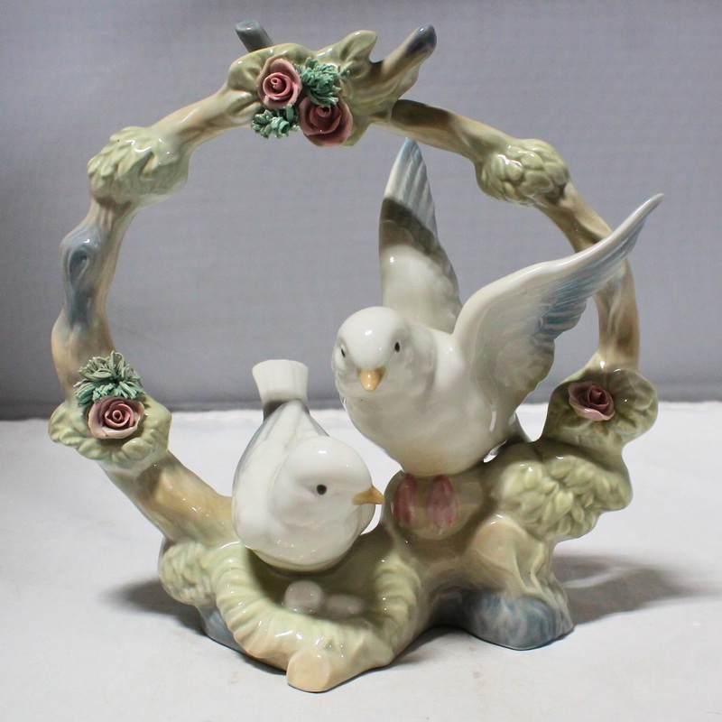 Valencia Porcelain Lovebirds Figurine