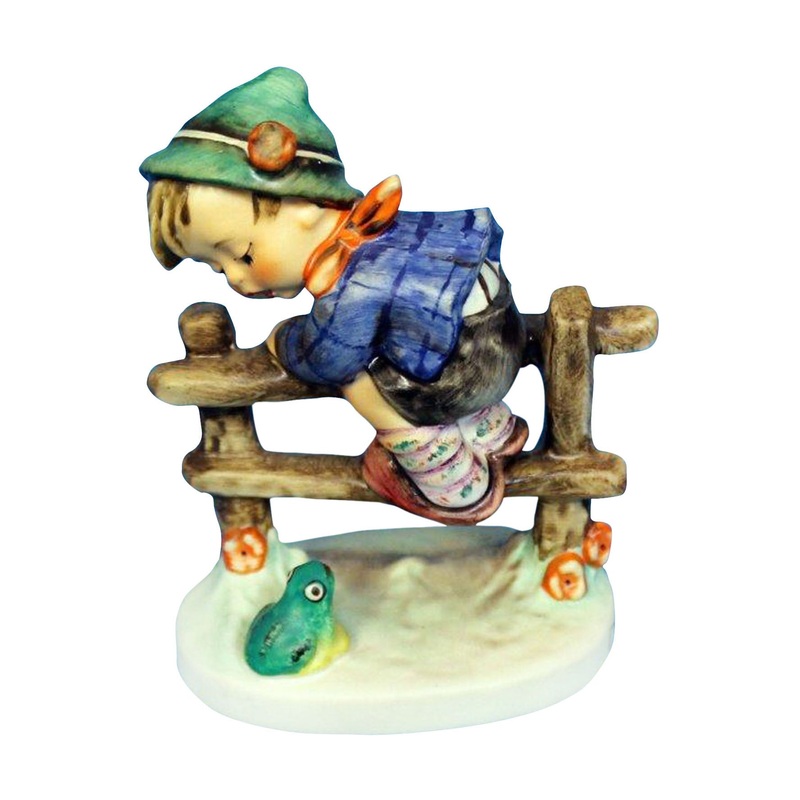 Hummel Figurine: Retreat to Safety – 201