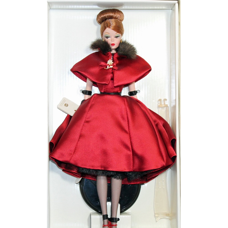 2001 Ravishing in Rouge Barbie (52741)