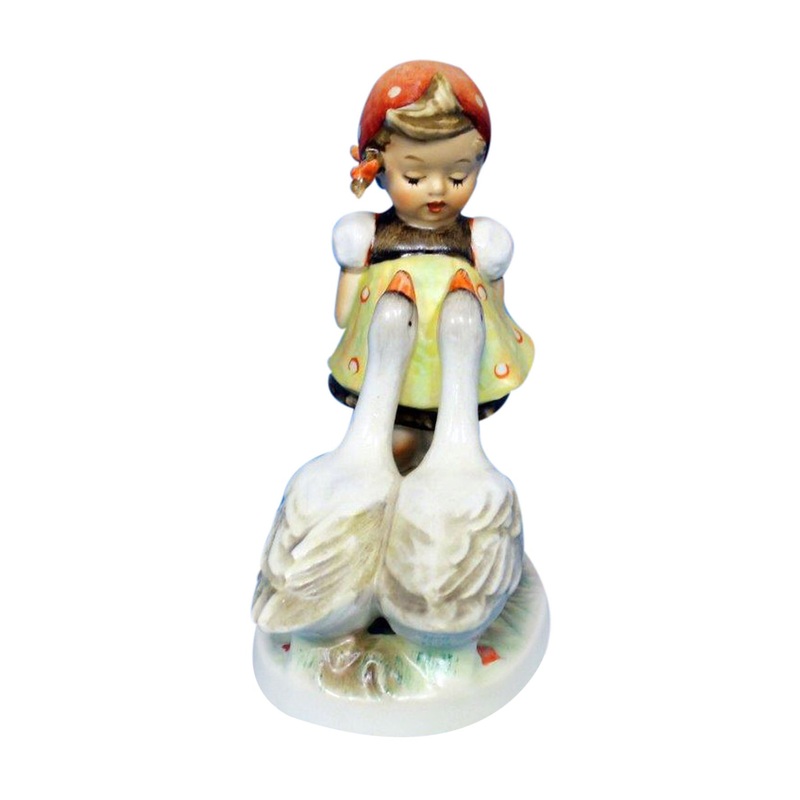 Hummel Figurine: Goose girl – 47/0