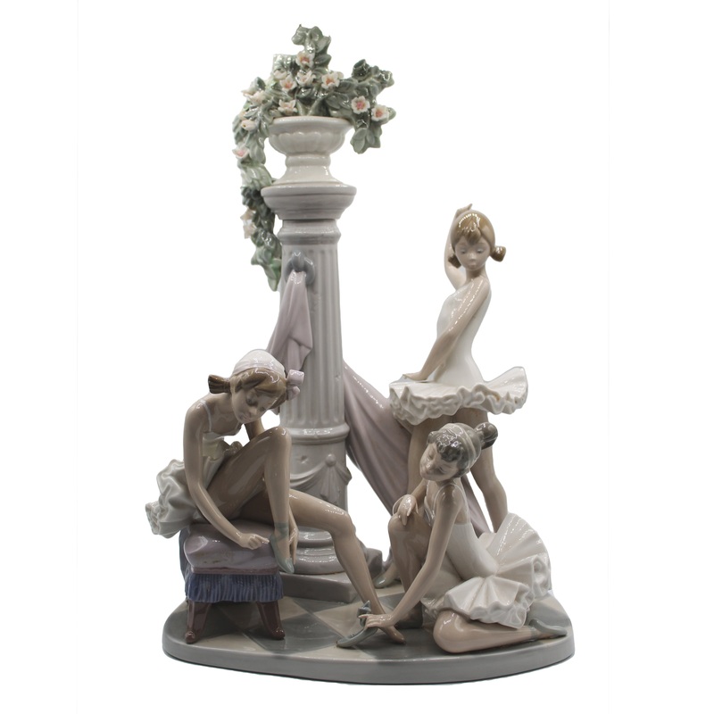 Lladr Figurine: 5235 Ballet Trio