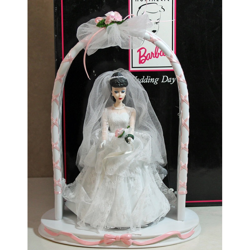 1992 Nostalgic Wedding Day Barbie (37070)