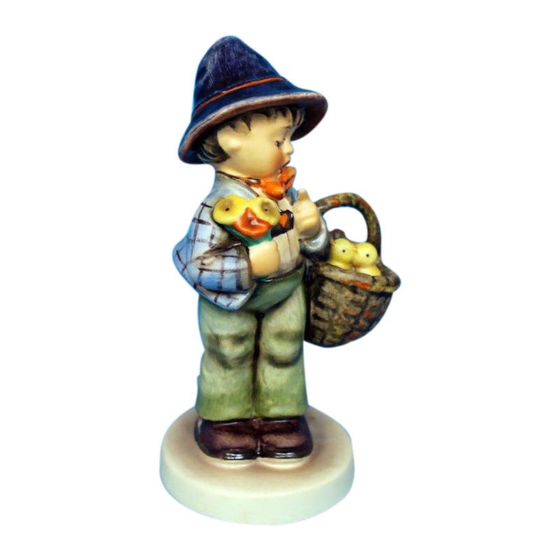 Hummel Figurine: Easter Greetings – 378