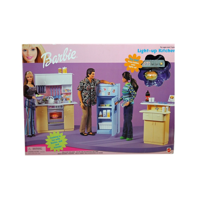 Light-Up Kitchen Barbie Set – 67554-94