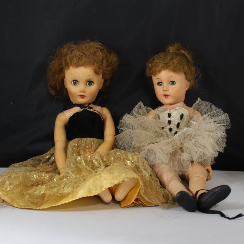 Lot of 2: Unbranded Dolls