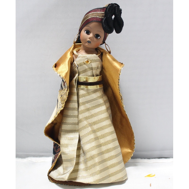 Madame Alexander, Nomsa Celebrates Kwanza Doll: 15354