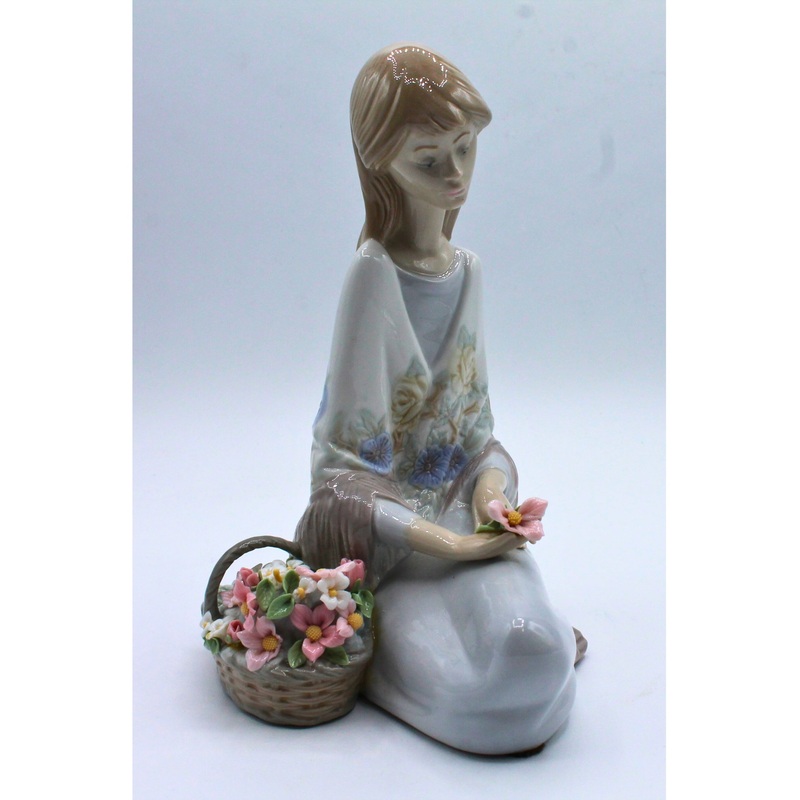 Lladr 7607 | Flower Song | Broken Flowers