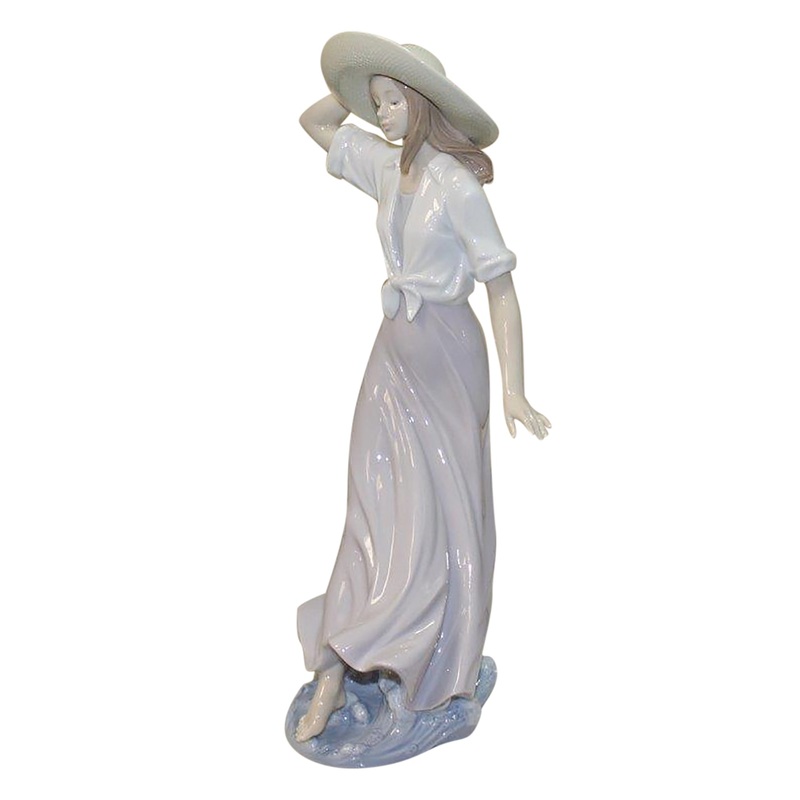 Lladr Figurine: 6863 Mediterranean Light