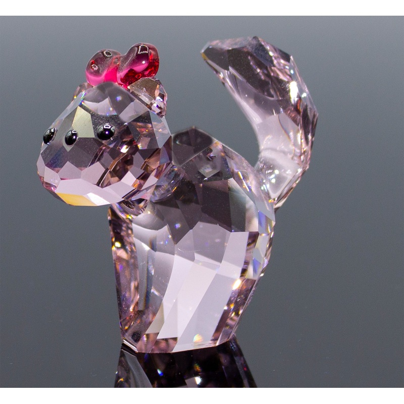 Swarovski Crystal: 1138593 Katie