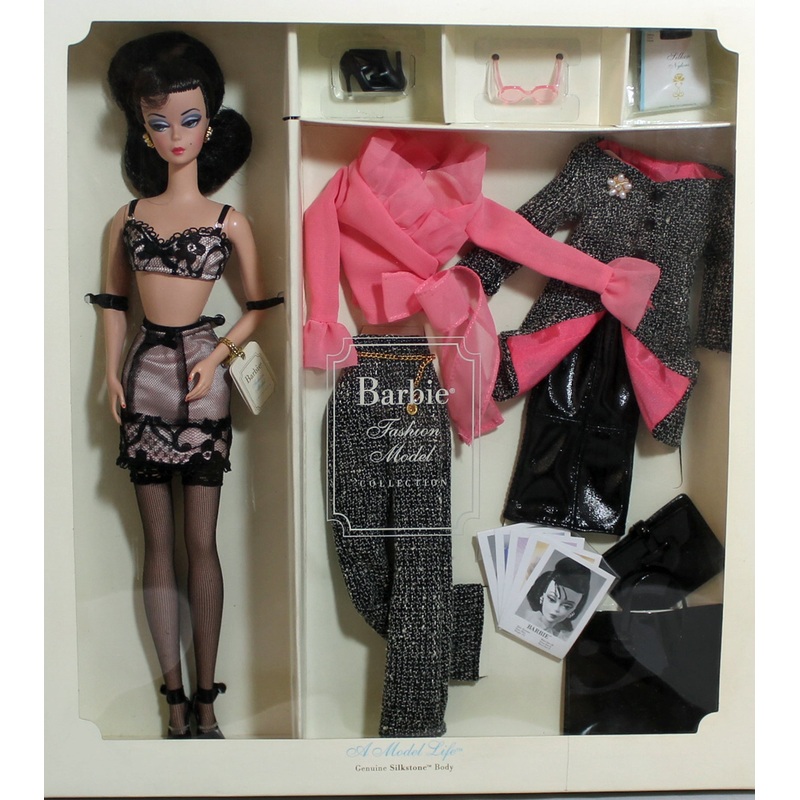 2002 A Model Life Barbie Giftset (B0147) – Silkstone