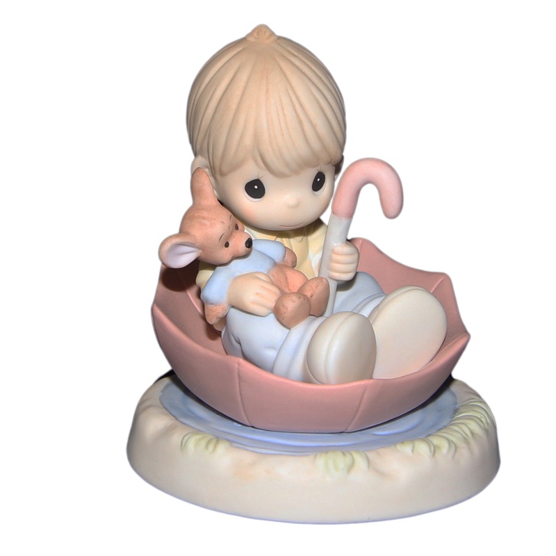 Precious Moments: 720018 You Make The Best Of A Rainy Day