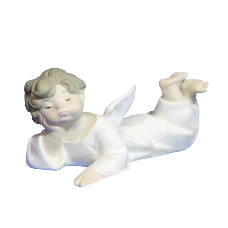 Lladr Figurine: 4541 Reclining Angel – Matte