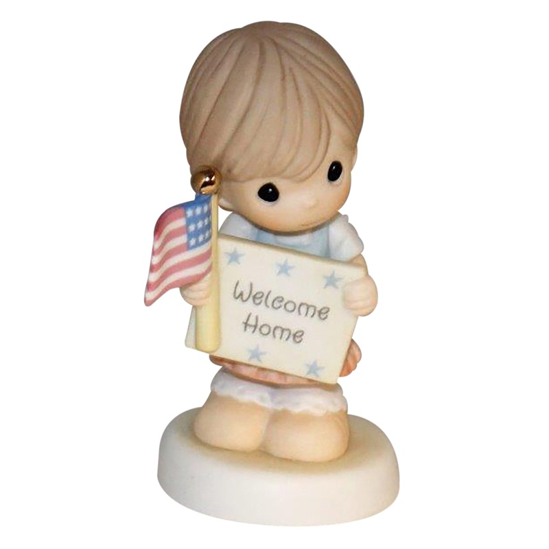 Precious Moments: 740020 Welcome Home My Hero! – Girl