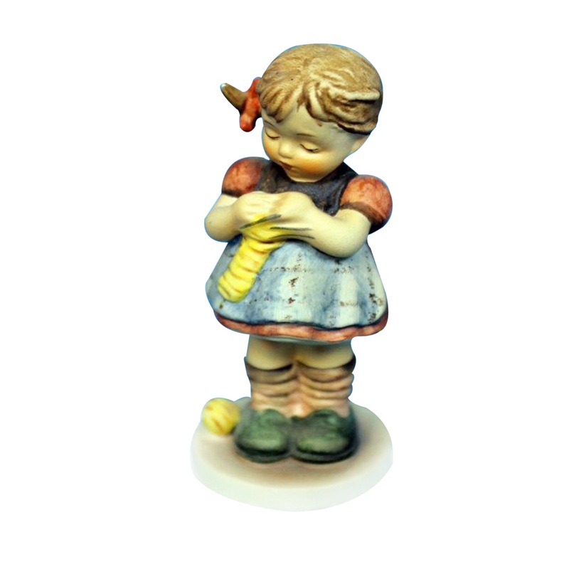 Hummel Figurine: A Stitch in Time – 255/4/0